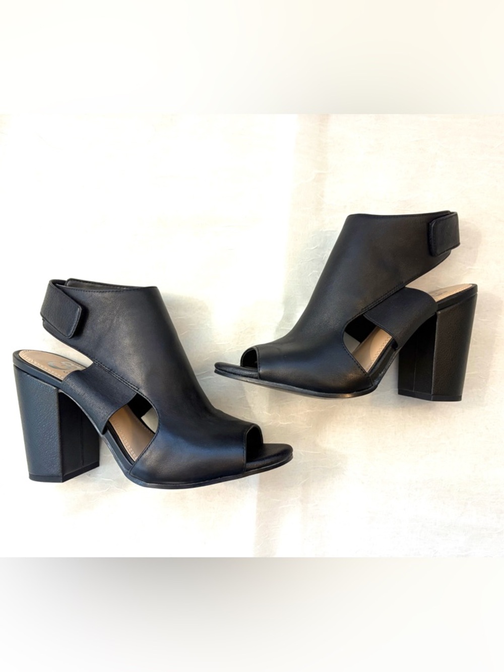 Gianni Bini Black Leather Peep Toe Block Heel Sandals